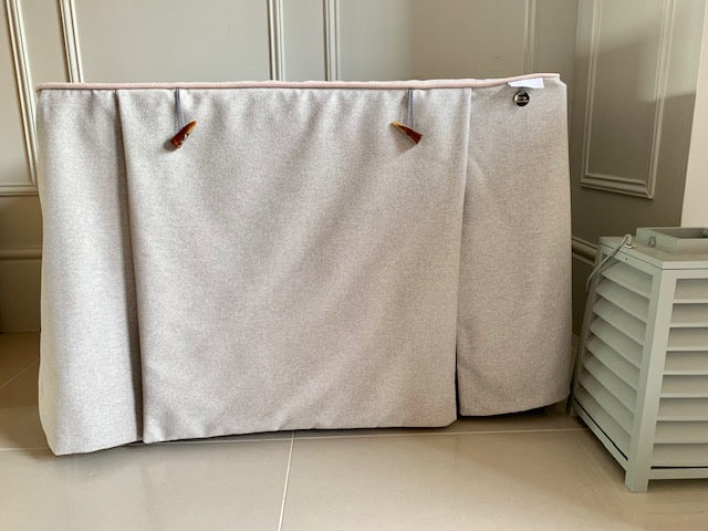 
                  
                    Luxury Dog Crate & Crate Cover Set Shetland Rose by Hugo & Otto
                  
                