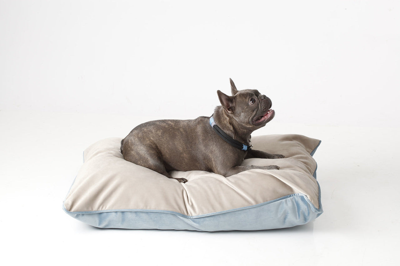 
                  
                    Louis Luxury Pillow Dog Cushion - Swedish Blue
                  
                