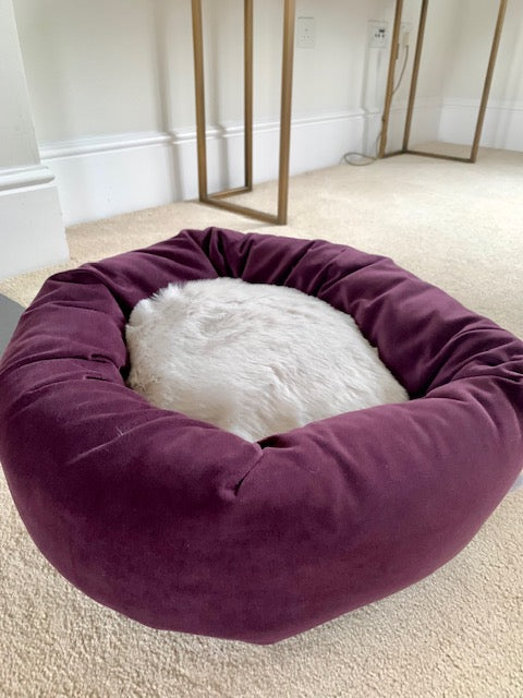 Vail Donut Dog Bed